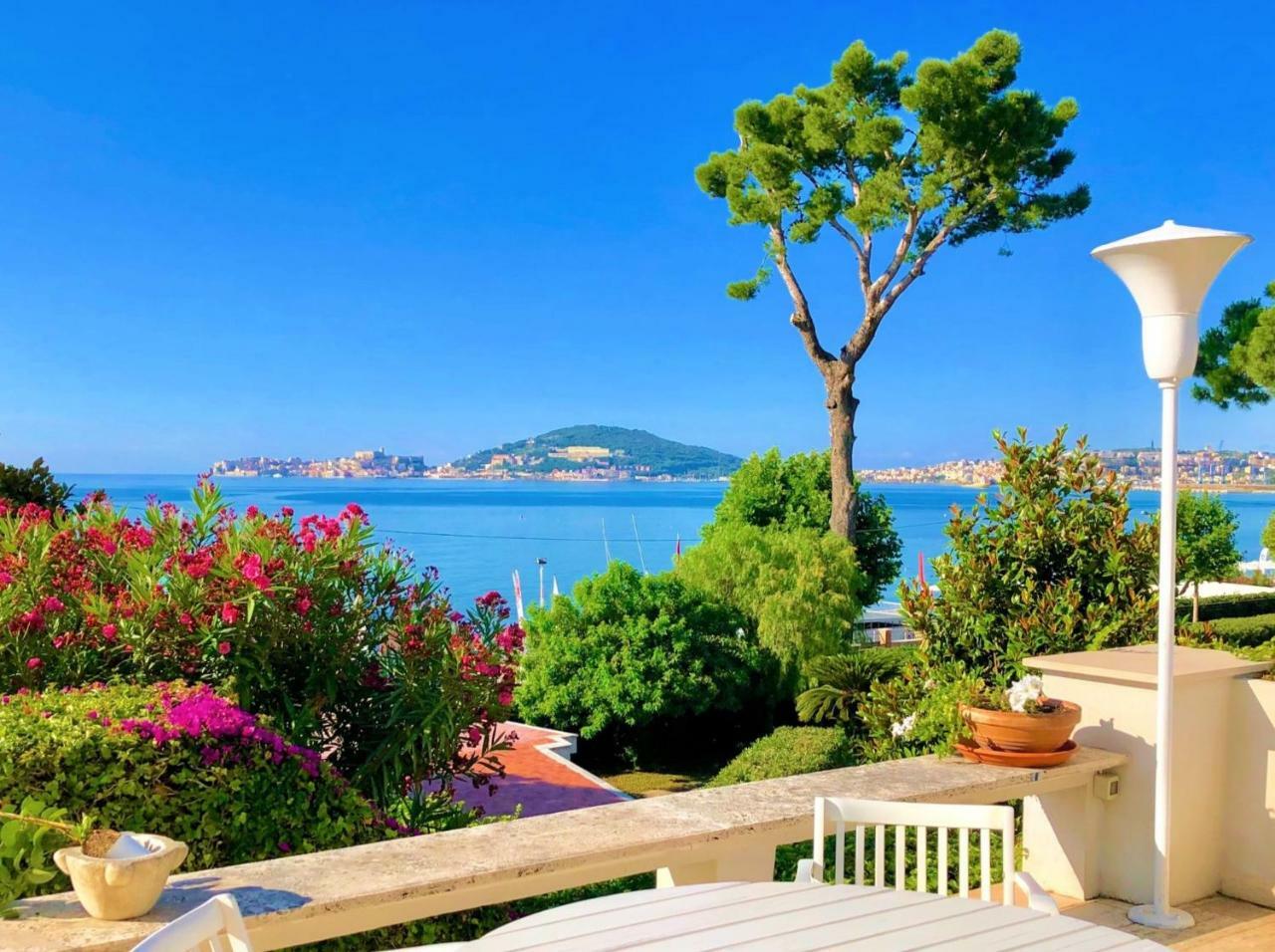 Villa Magnolia ฟอร์เมีย ภายนอก รูปภาพ