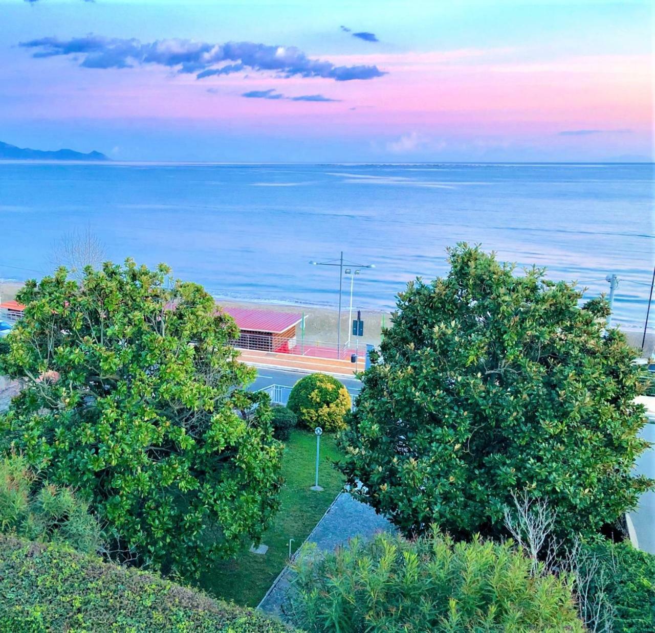 Villa Magnolia ฟอร์เมีย ภายนอก รูปภาพ